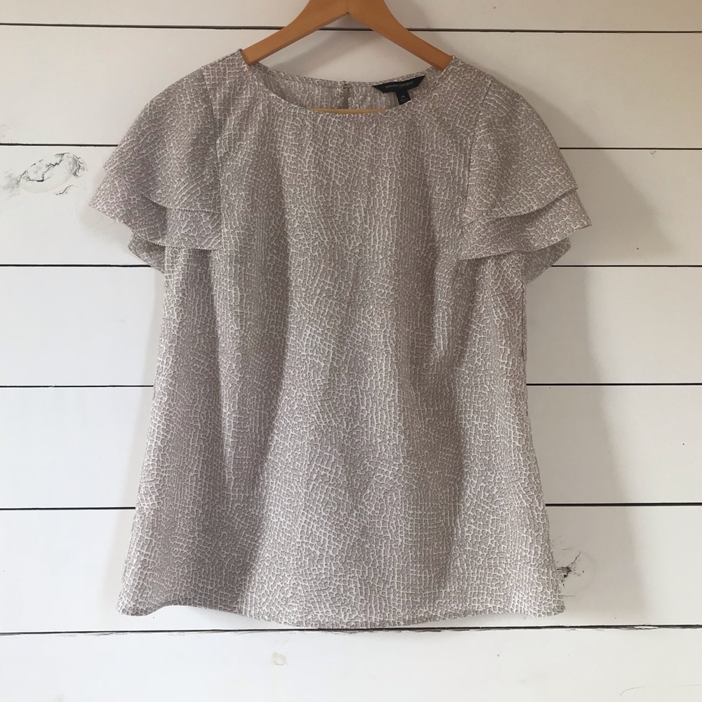 Banana Republic flowy blouse